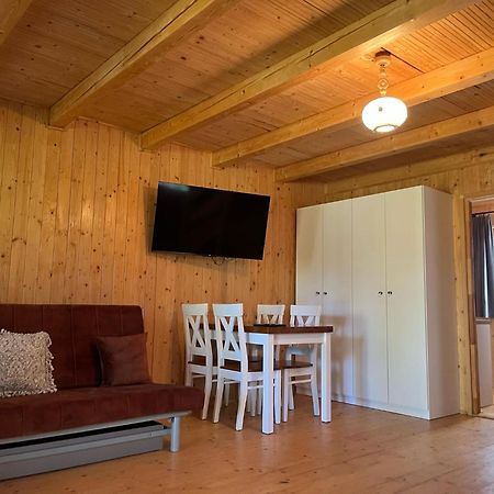 Domki Letniskowe Nad Jeziorem Kazub Cieciorka Esterno foto