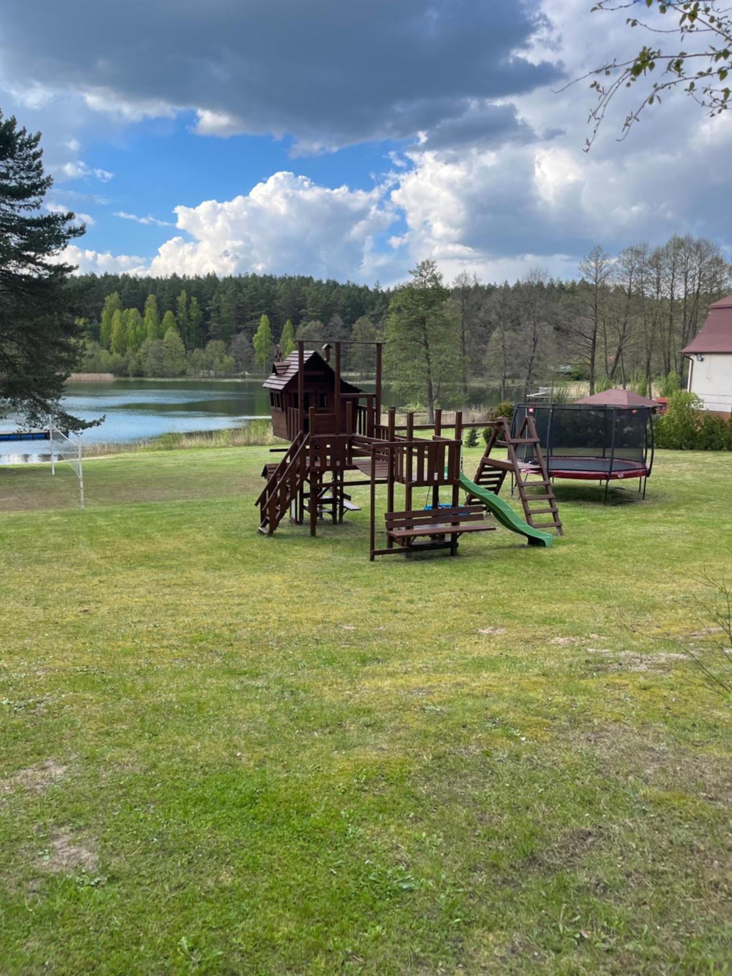 Domki Letniskowe Nad Jeziorem Kazub Cieciorka Esterno foto