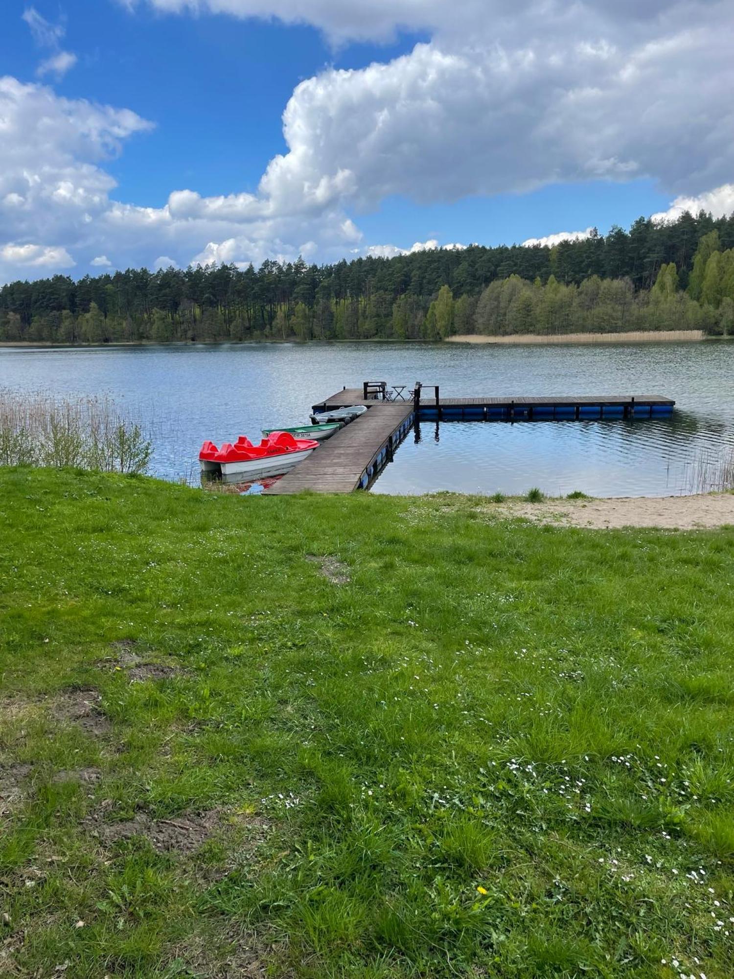 Domki Letniskowe Nad Jeziorem Kazub Cieciorka Esterno foto