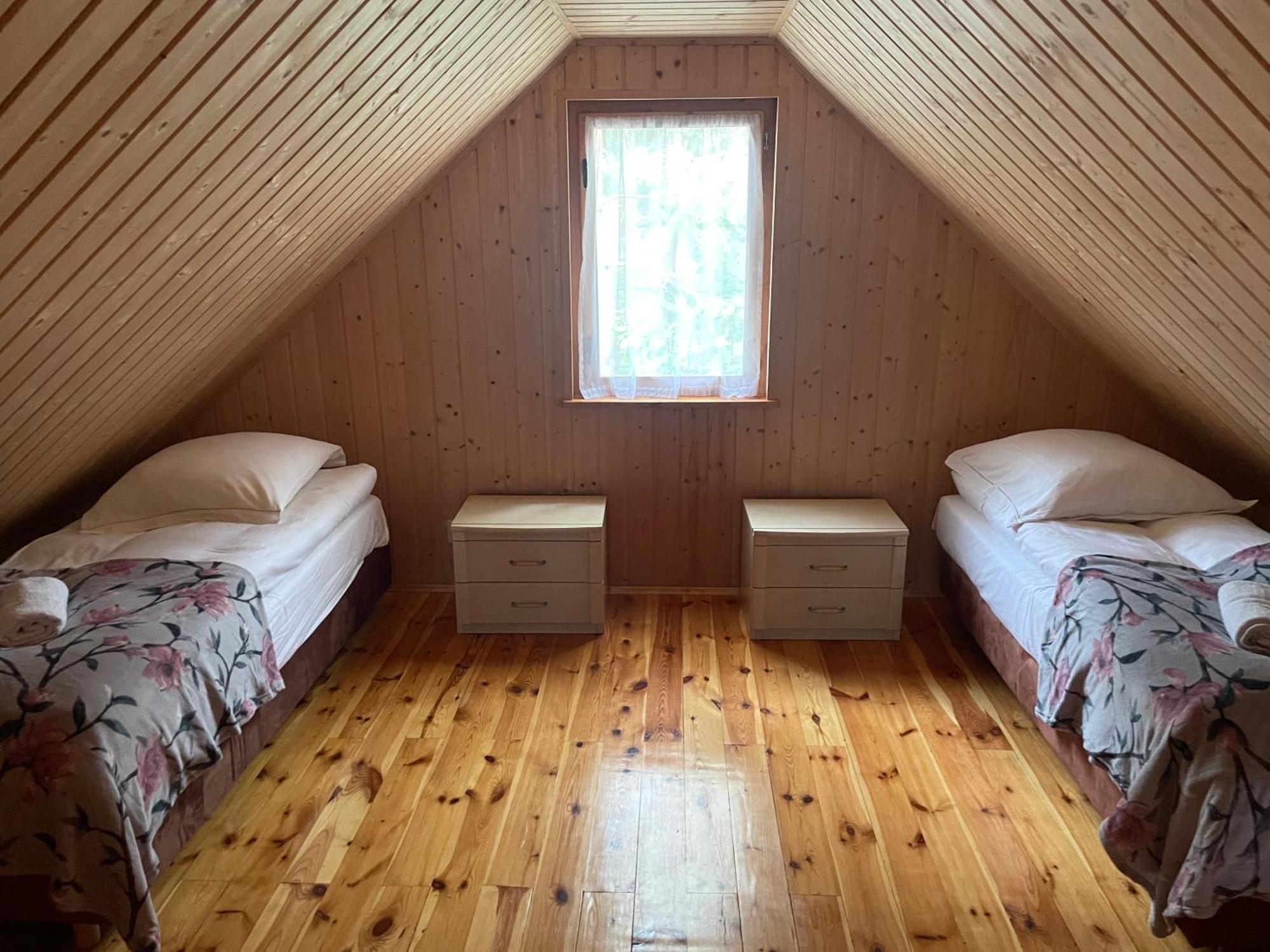 Domki Letniskowe Nad Jeziorem Kazub Cieciorka Esterno foto