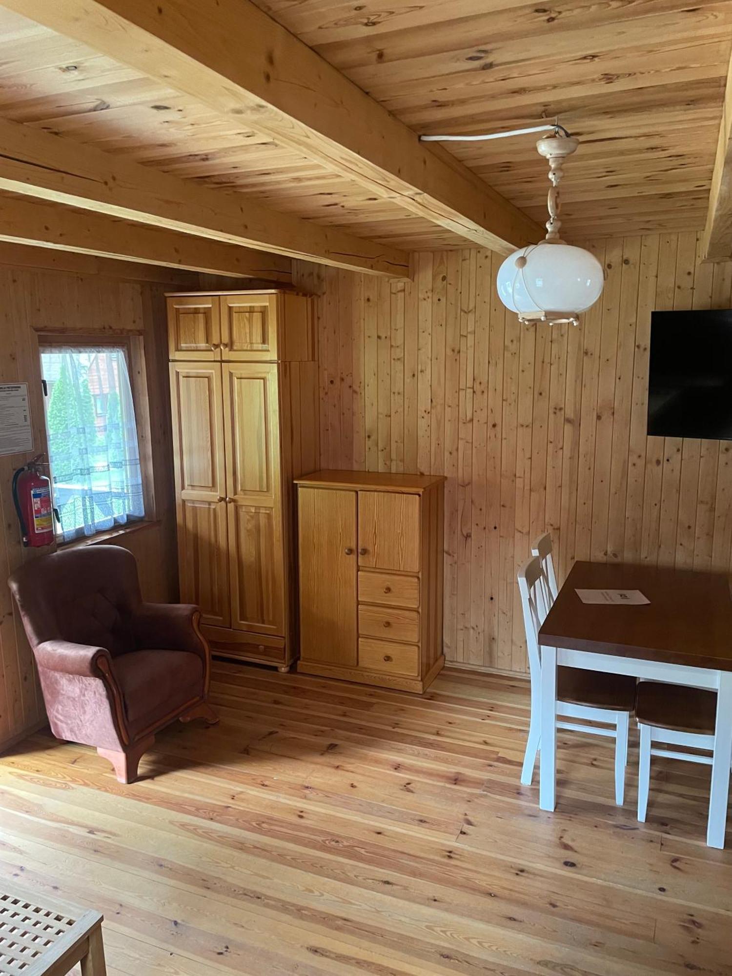 Domki Letniskowe Nad Jeziorem Kazub Cieciorka Esterno foto